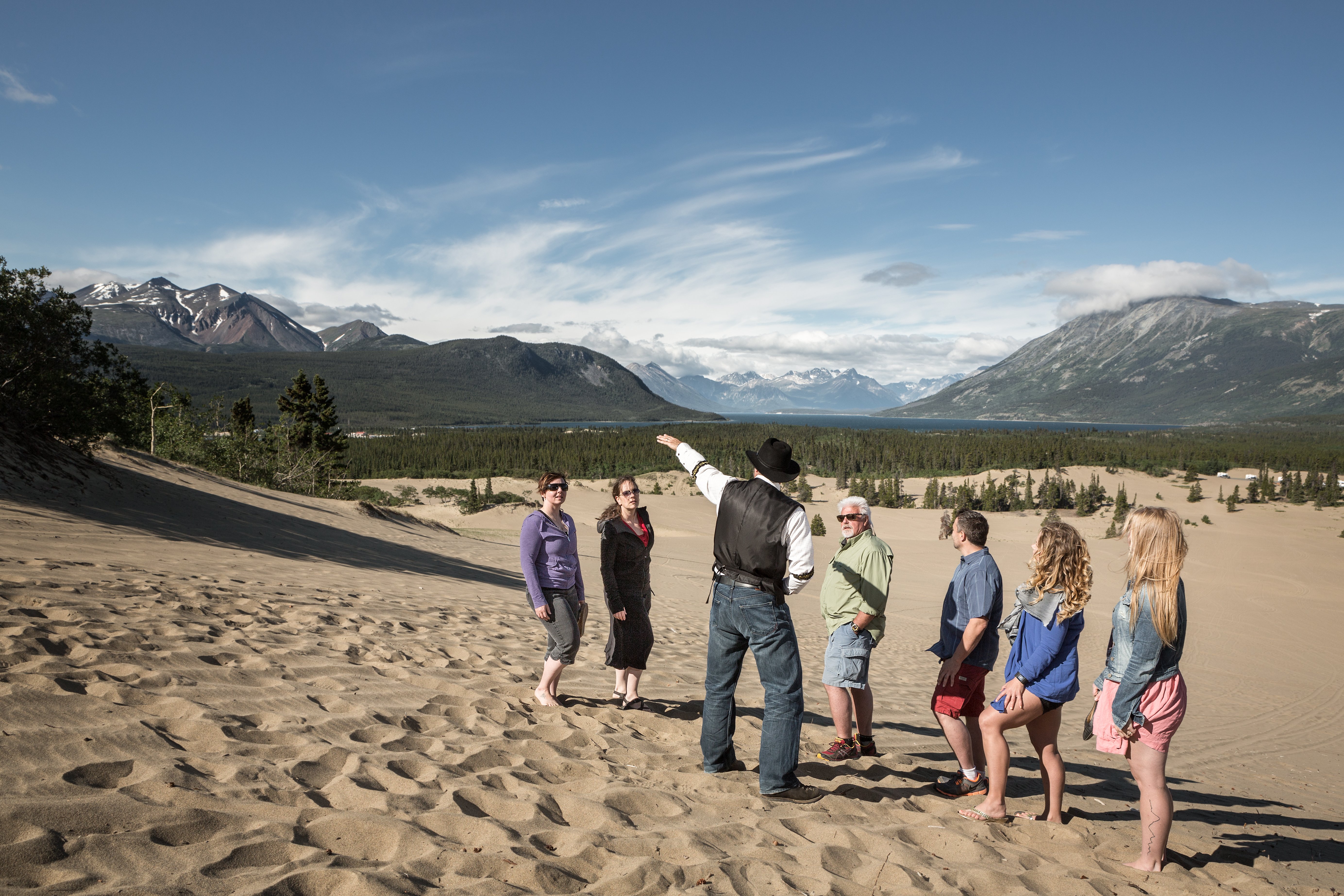 Tour guide explaining history at Carcross Desert, Yukon GBP_20150627_003
